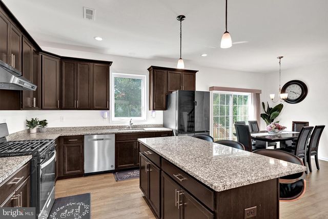 26 MISTY MEADOW LN, Hamilton, NJ 08619