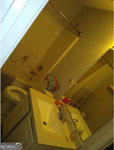132 Royal Court, Jackson, GA 30233