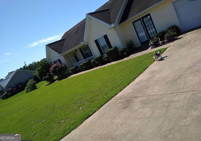 132 Royal Court, Jackson, GA 30233