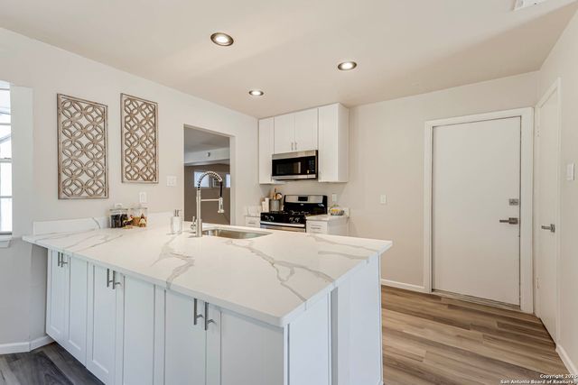 7410 Deep Spring, San Antonio, TX 78238