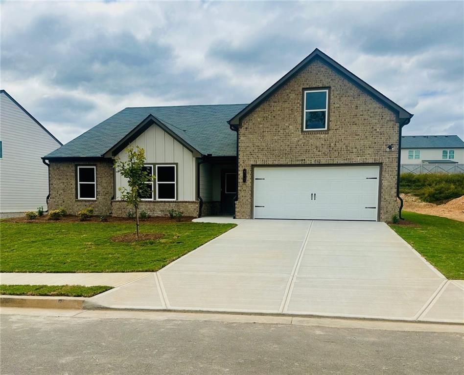 315 Rodeo Drive, Auburn, GA 30011