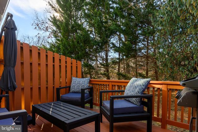 9 W JONATHAN CT, Kennett Square, PA 19348