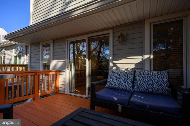 9 W JONATHAN CT, Kennett Square, PA 19348