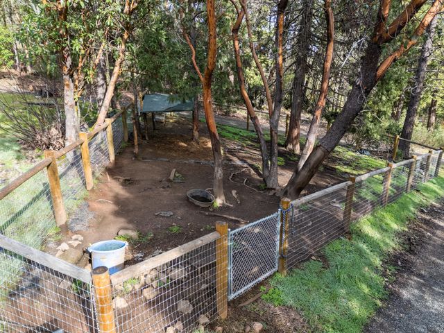 1540 Savage Creek Road, Grants Pass, OR 97527