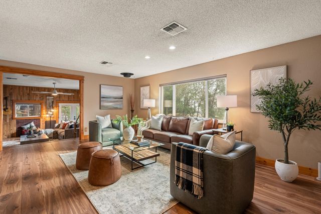 1540 Savage Creek Road, Grants Pass, OR 97527