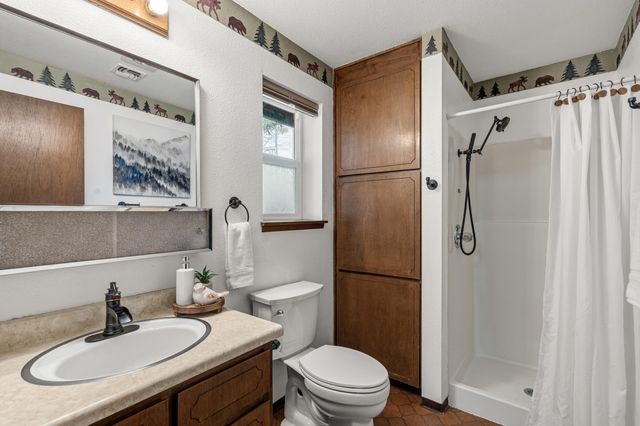 1540 Savage Creek Road, Grants Pass, OR 97527