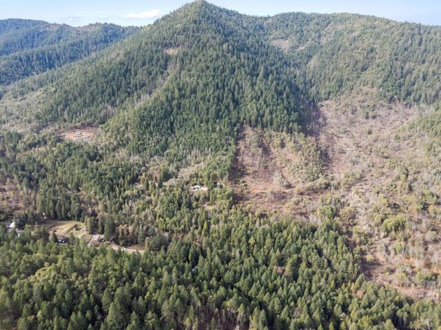 1540 Savage Creek Road, Grants Pass, OR 97527