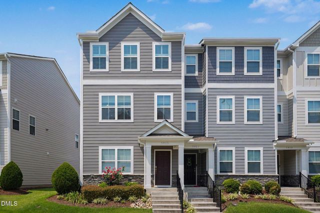 5925 Illuminate Avenue, Raleigh, NC 27616