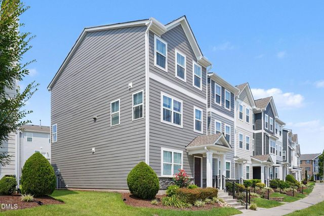 5925 Illuminate Avenue, Raleigh, NC 27616