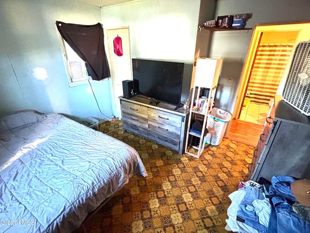 222 E Madison Avenue, East Greenbush, NY 12144