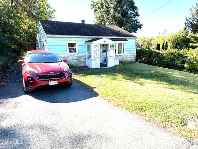 222 E Madison Avenue, East Greenbush, NY 12144