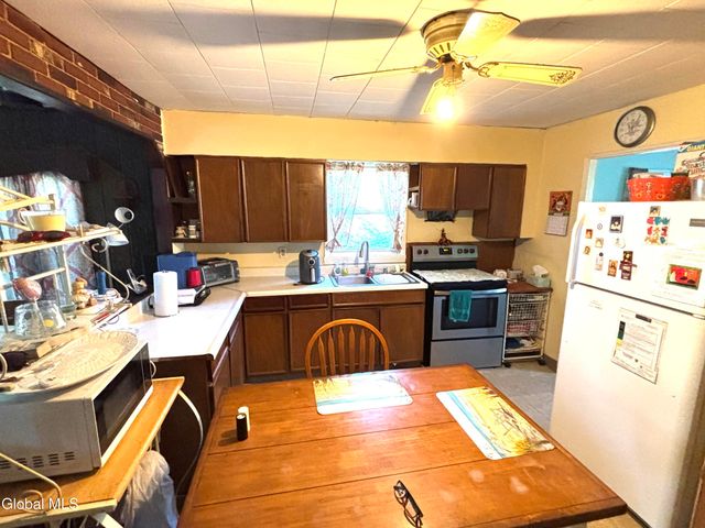 222 E Madison Avenue, East Greenbush, NY 12144