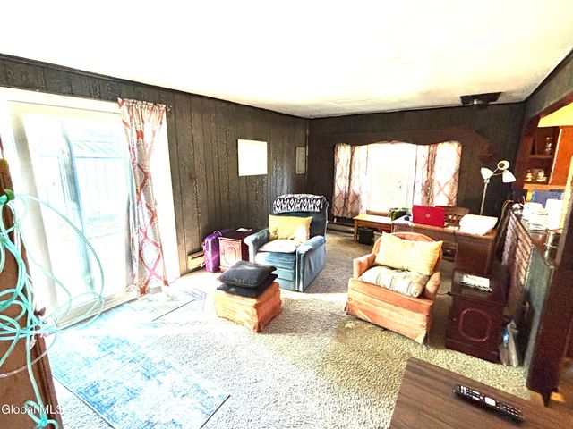 222 E Madison Avenue, East Greenbush, NY 12144