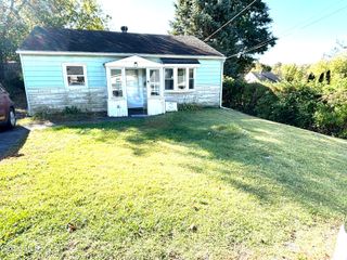 222 E Madison Avenue, East Greenbush, NY 12144