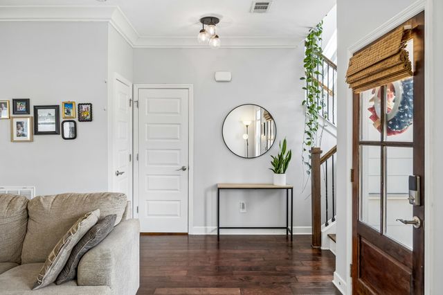 7398 Old Harding Pike, Nashville, TN 37221