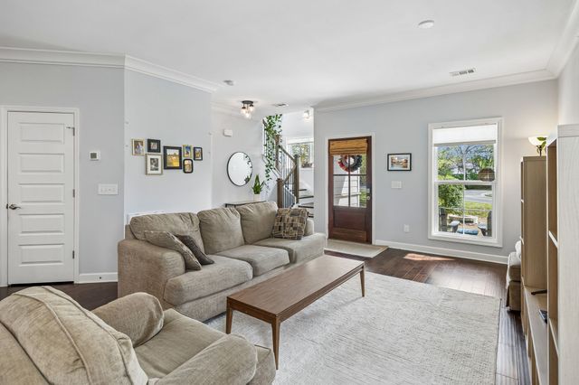 7398 Old Harding Pike, Nashville, TN 37221