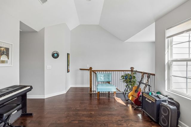 7398 Old Harding Pike, Nashville, TN 37221