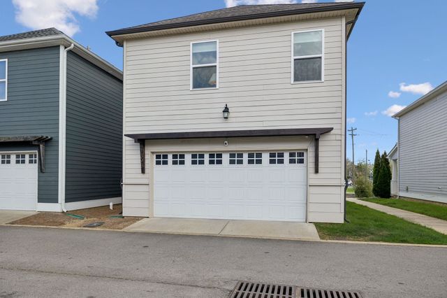 7398 Old Harding Pike, Nashville, TN 37221