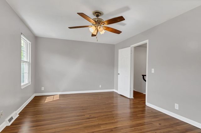 5510 Country Dr Apt 50, Nashville, TN 37211