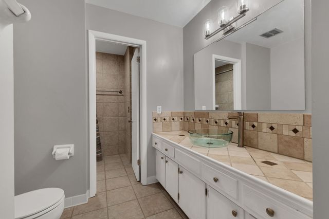 5510 Country Dr Apt 50, Nashville, TN 37211