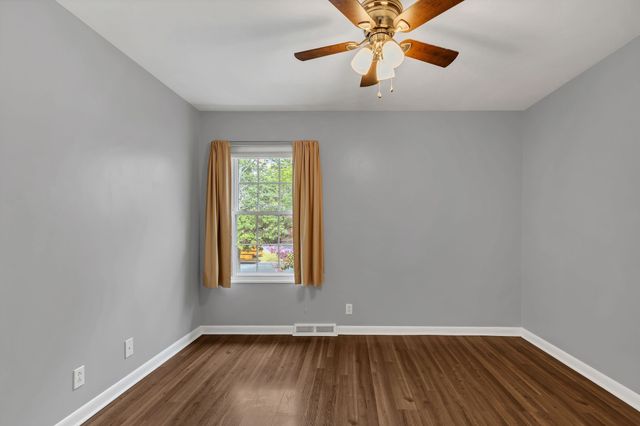 5510 Country Dr Apt 50, Nashville, TN 37211