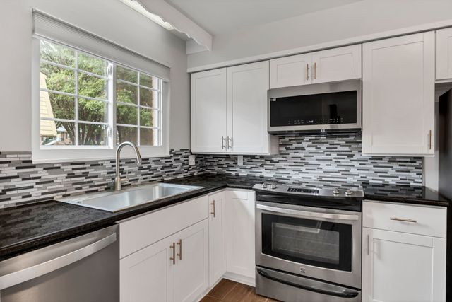 5510 Country Dr Apt 50, Nashville, TN 37211