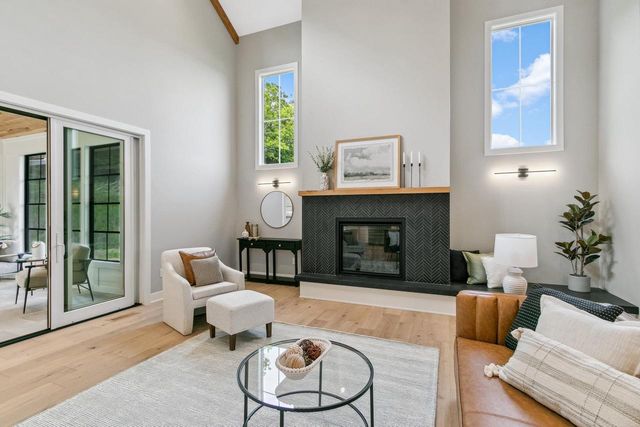 5928 Burning Prairie Drive, Waunakee, WI 53597