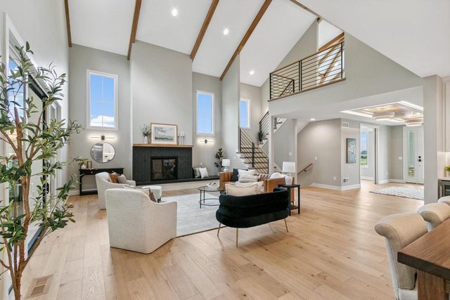 5928 Burning Prairie Drive, Waunakee, WI 53597