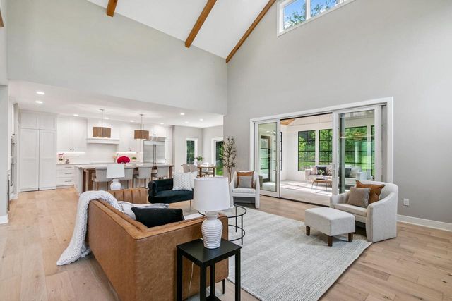 5928 Burning Prairie Drive, Waunakee, WI 53597