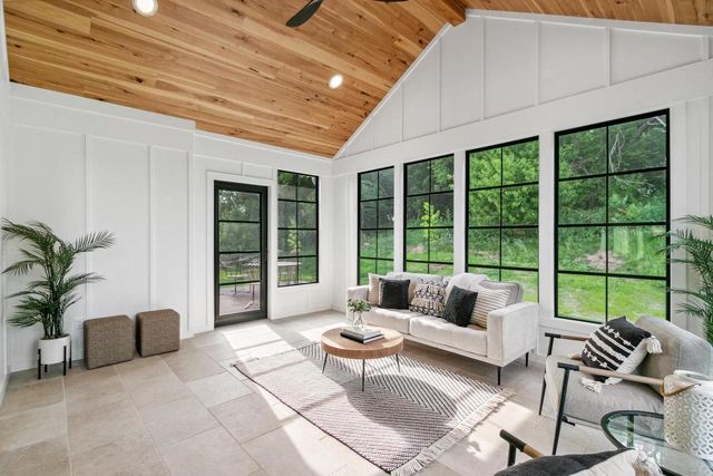 5928 Burning Prairie Drive, Waunakee, WI 53597