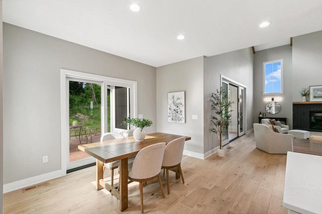 5928 Burning Prairie Drive, Waunakee, WI 53597