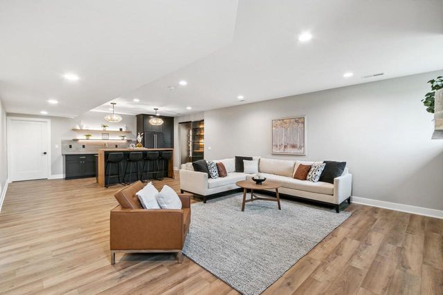 5928 Burning Prairie Drive, Waunakee, WI 53597