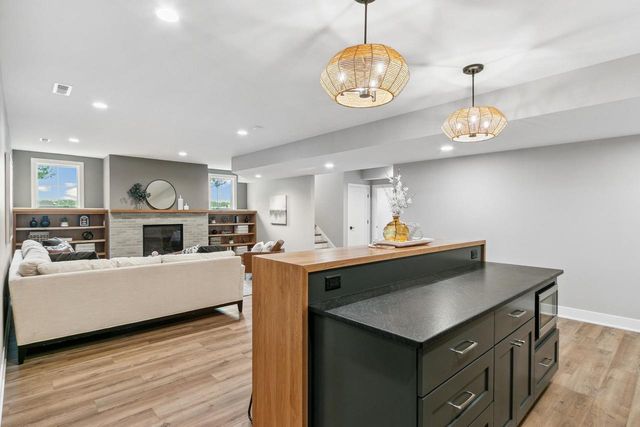 5928 Burning Prairie Drive, Waunakee, WI 53597