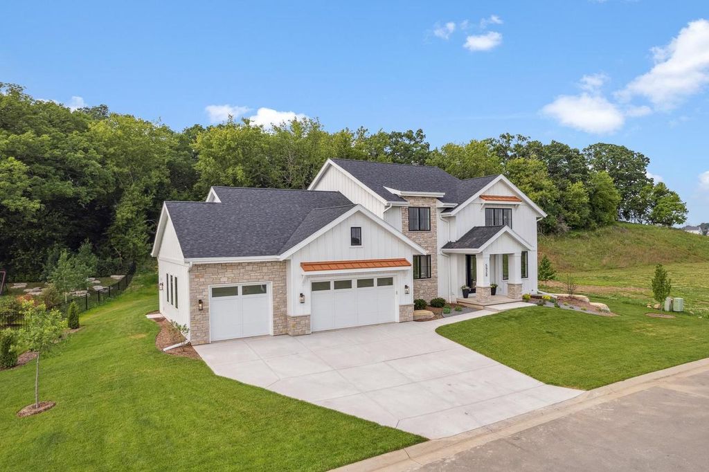 5928 Burning Prairie Drive, Waunakee, WI 53597