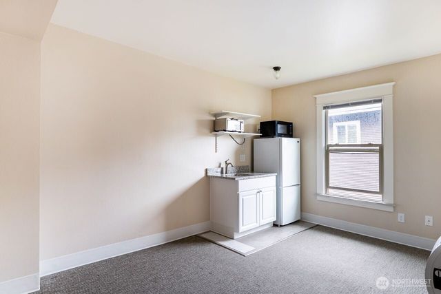 2414 Hoyt Avenue, Everett, WA 98201