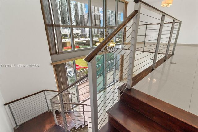 90 SW 3rd St TH505, Miami, FL 33130