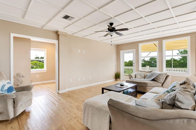 110 Dove Creek Drive, Key Largo, FL 33070