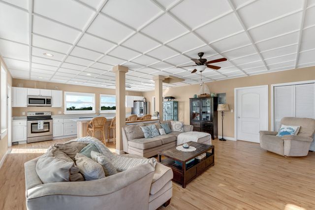 110 Dove Creek Drive, Key Largo, FL 33070