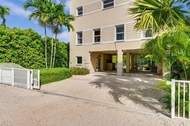 110 Dove Creek Drive, Key Largo, FL 33070