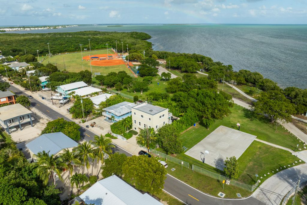 110 Dove Creek Drive, Key Largo, FL 33070