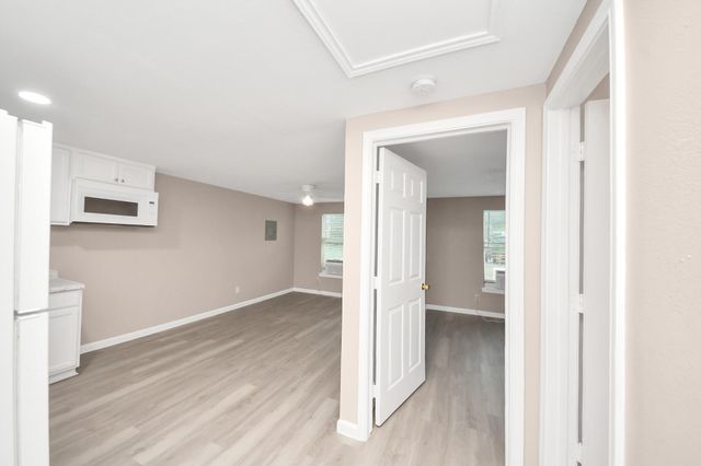 17111 River Road B, Channelview, TX 77530