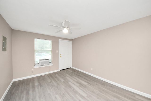 17111 River Road B, Channelview, TX 77530