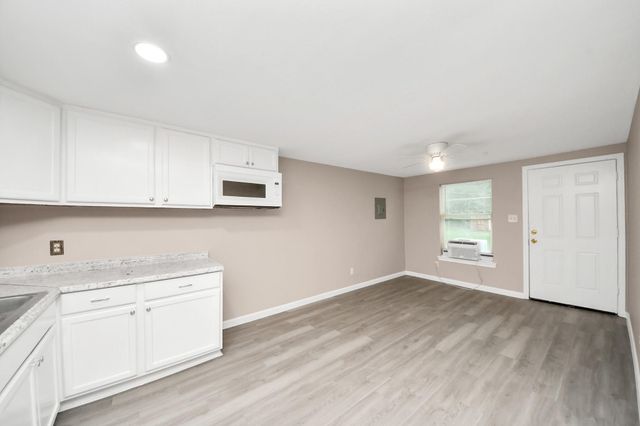 17111 River Road B, Channelview, TX 77530