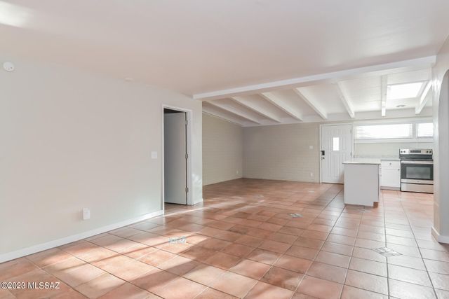 5913 E Lester Drive, Tucson, AZ 85712