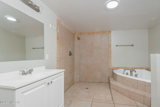 5913 E Lester Drive, Tucson, AZ 85712