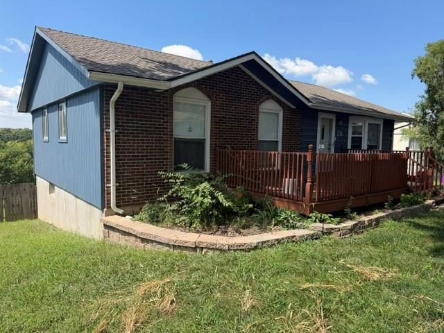 28 N 80th Place, Kansas City, KS 66111