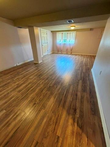 28 N 80th Place, Kansas City, KS 66111