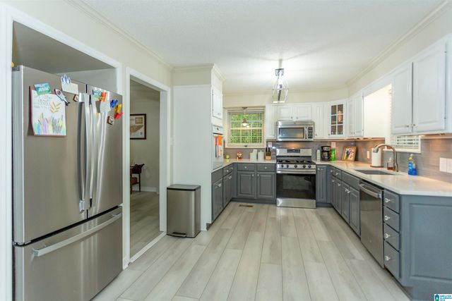 7157 ROWAN ROAD, Leeds, AL 35094