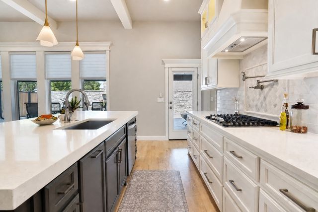 5876 N Meadows Ridge Road, Owasso, OK 74055