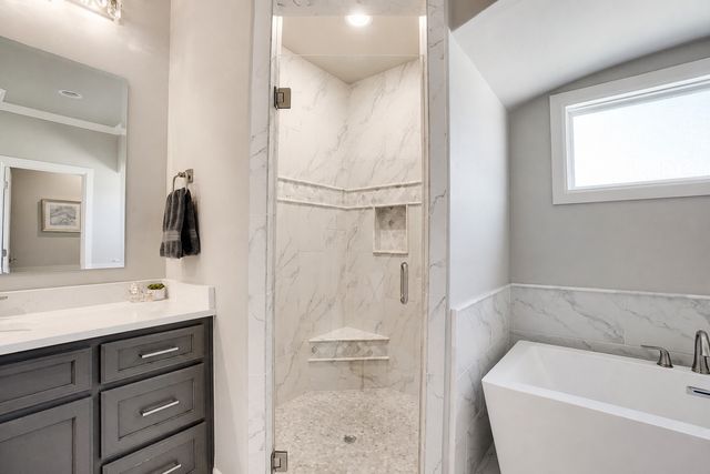5876 N Meadows Ridge Road, Owasso, OK 74055